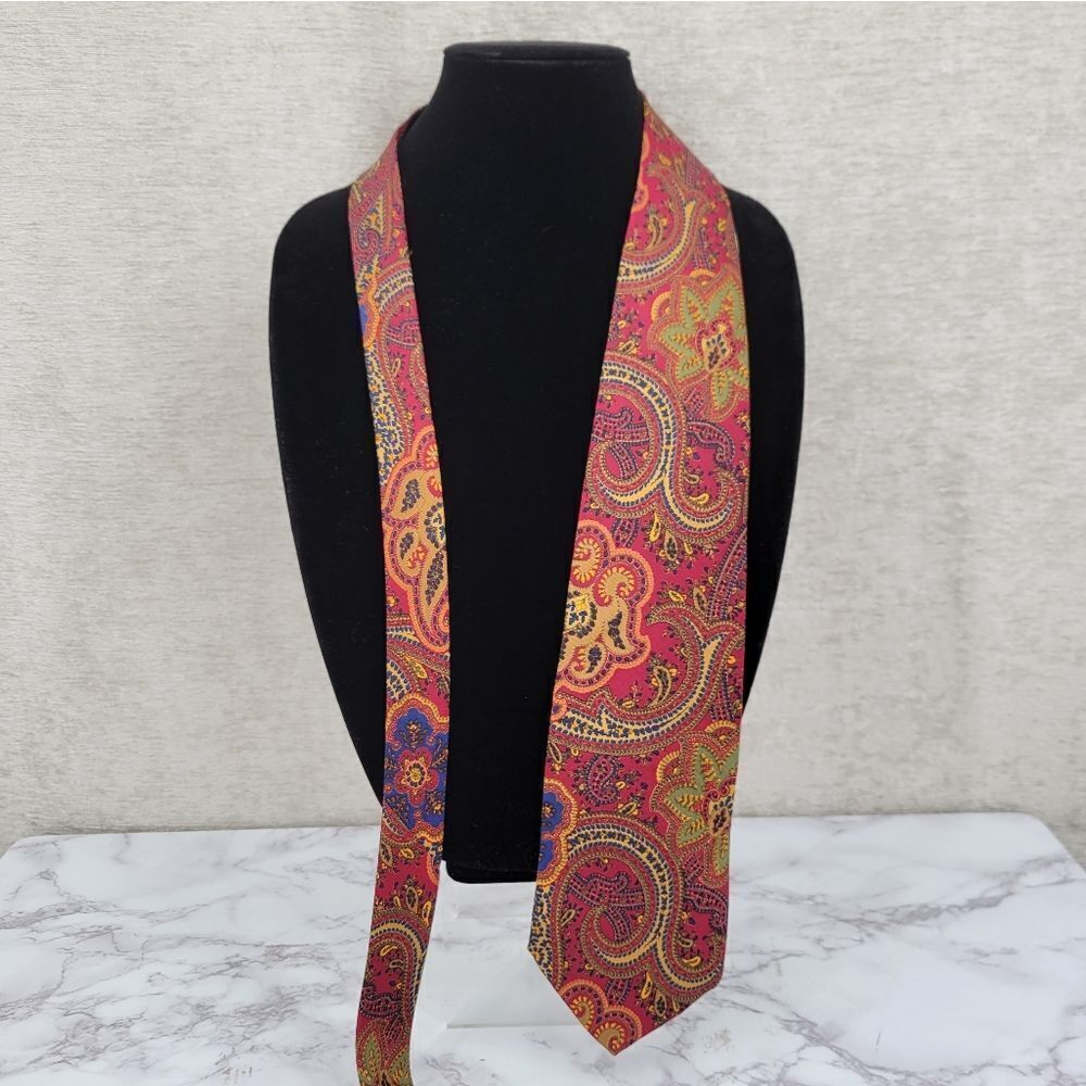J Crew Vintage Paisley Silk Tie in Red and Gold Men's Necktie Made By Hand USA